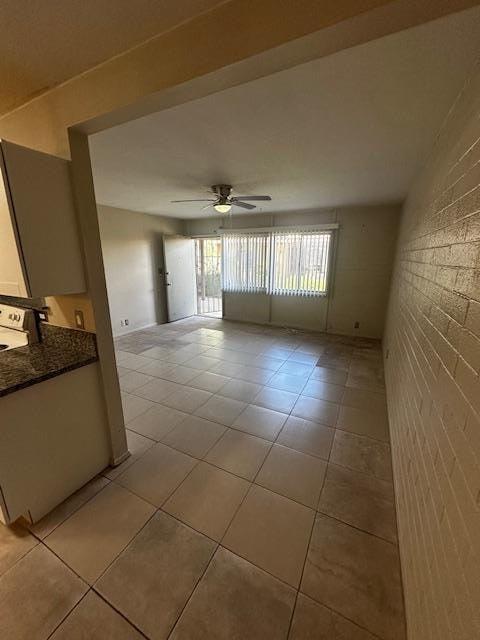 Photo - 411 W Colter St