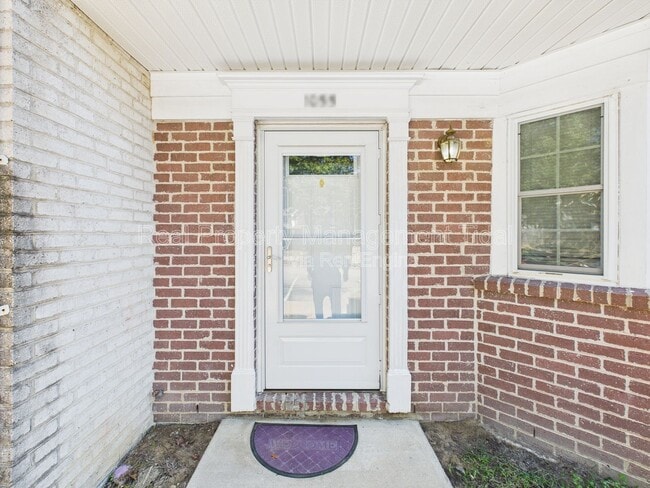 Photo - 1055 Old Denbigh Blvd