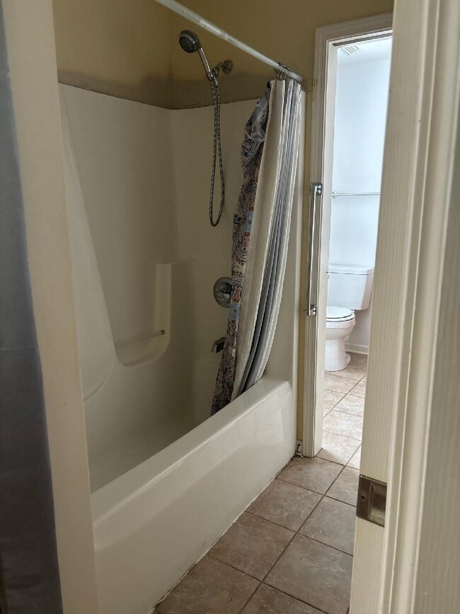 Photo - 202 Wellington Dr