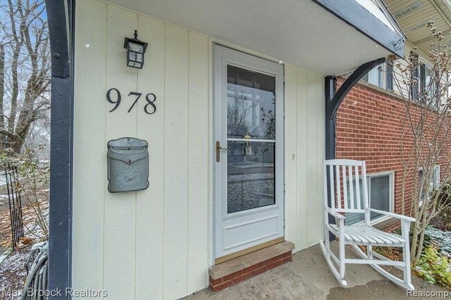 Photo - 978 Panorama Dr