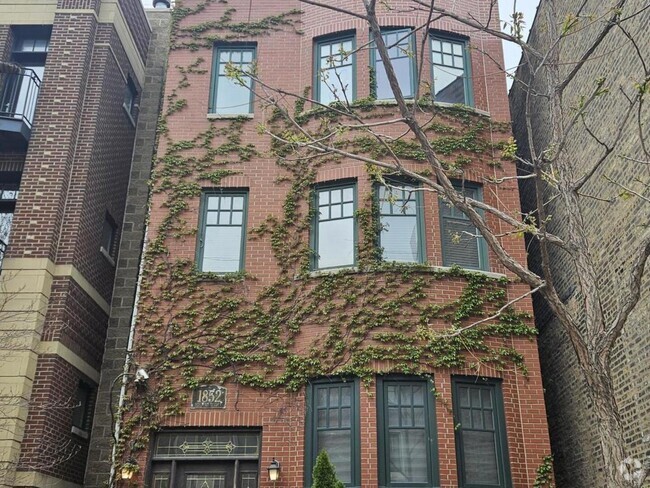 Building Photo - 1852 N Halsted St Unit 2 Rental