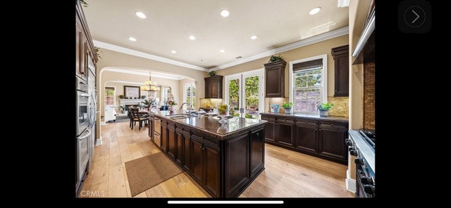 Photo - 19668-19663 Three Oaks Ln