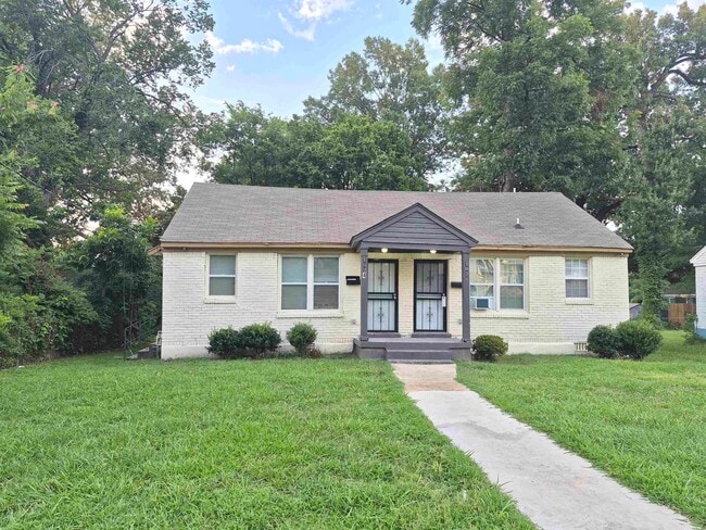 Building Photo - 1074 Palmetto Ave