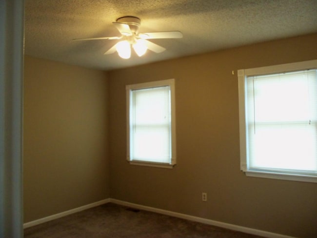 Photo - 1414 E Mart-Way Cir