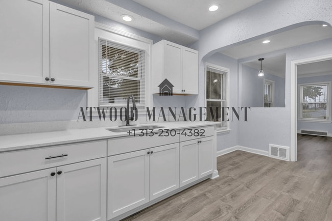 Photo - 13500 Stahelin Rd