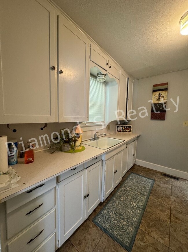 Photo - Cute and Clean 2 Bedroom Home Available Now!