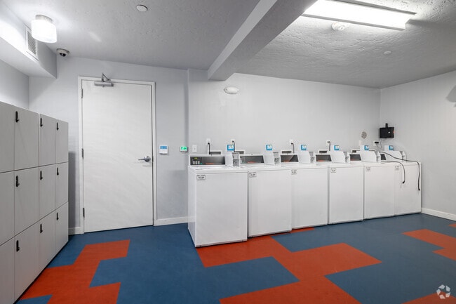 Lavandería - The B Side