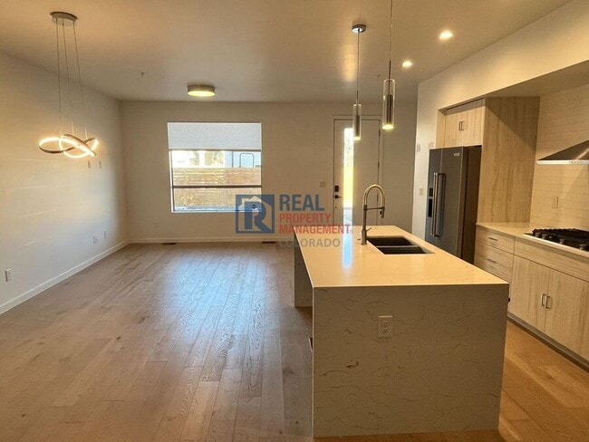 Photo - 2289 W 52nd Ave