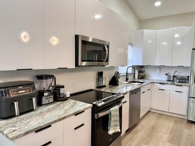 Photo - Stylish 3-Bedroom Home with Solar Panels, ...