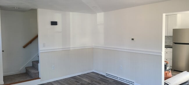 Photo - 18 Eden St Unit 18 Eden St