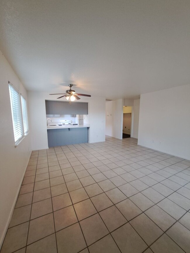 Photo - 3302 W Shields Ave Unit 102