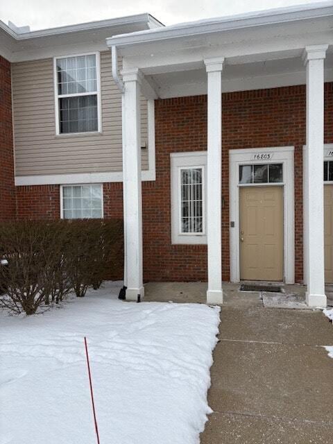 Building Photo - 16803 Dover Dr