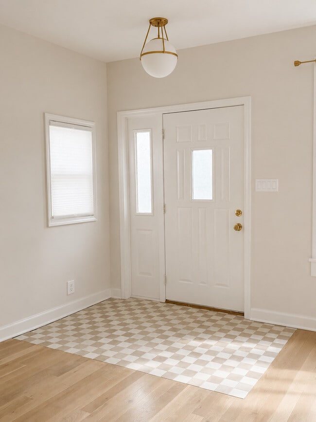 Photo - 3914 N Mozart St