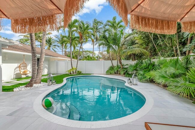 Photo - 103 S Atlantic Dr