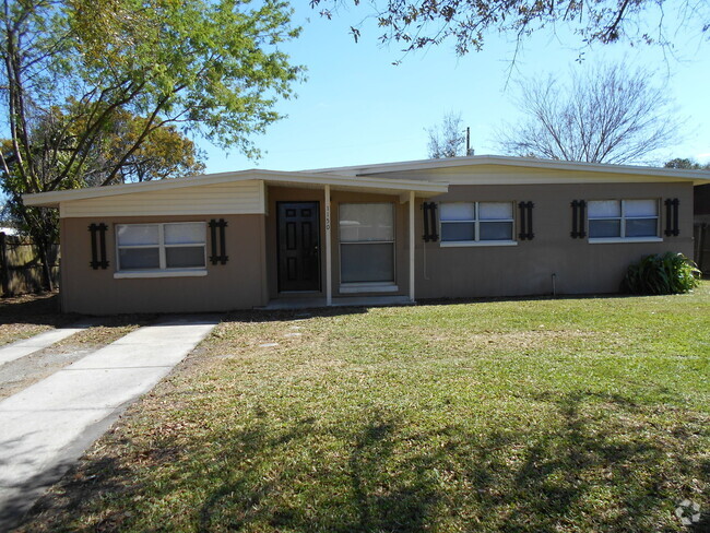 Building Photo - Three Bedroom One Bath - Bartow - Fenced b... Rental