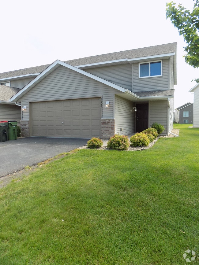 Building Photo - 9136 Goodrich Dr Rental
