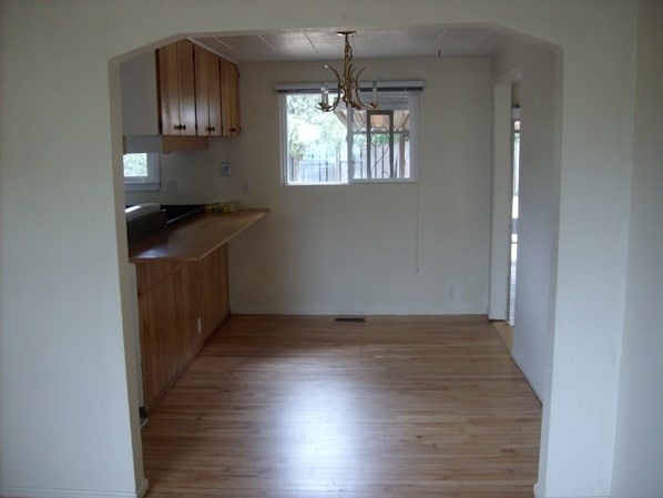 Photo - Large house in SW Eugene with forced air h...