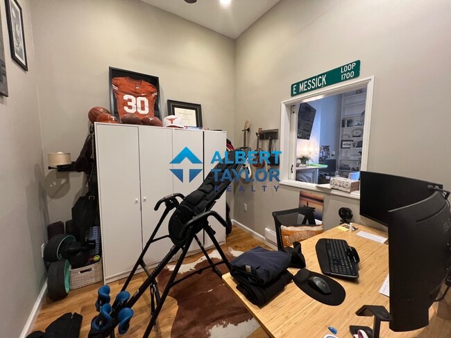 Photo - 117 Beacon St