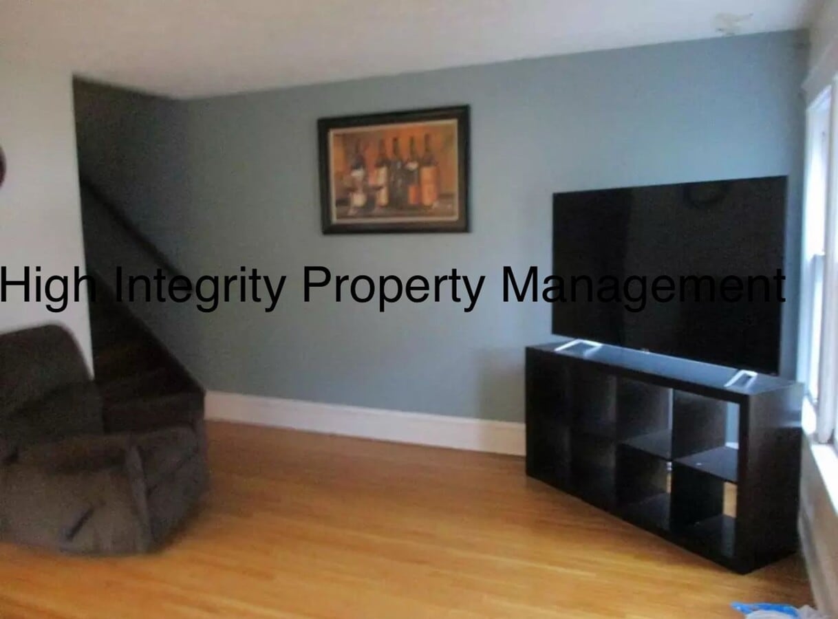 Photo - 6-6 Coleman Ave Apartment Unit 6 (Left Hand Side)