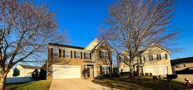 Photo - Gorgeous 4 Bedroom, 2 1/2 Bathroom Home in...
