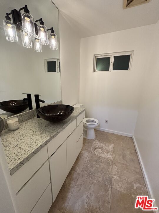 Photo - 15147 Otsego St