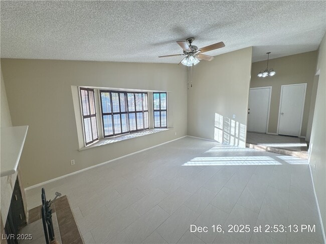 Photo - 3674 Duneville St