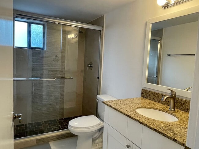 1375 SW 6th St Unidad SI ID1056519P
