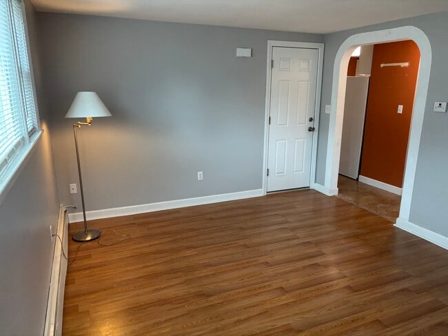 Photo - 170 Johnson St Unit D