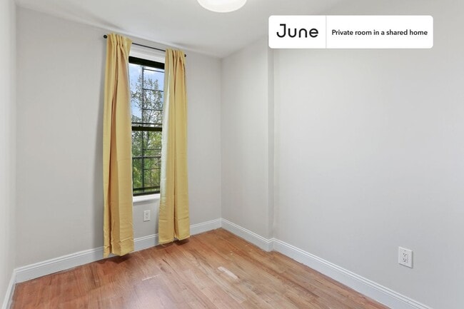 Photo - Room in Shared 4 bed/1 bath home Unit C