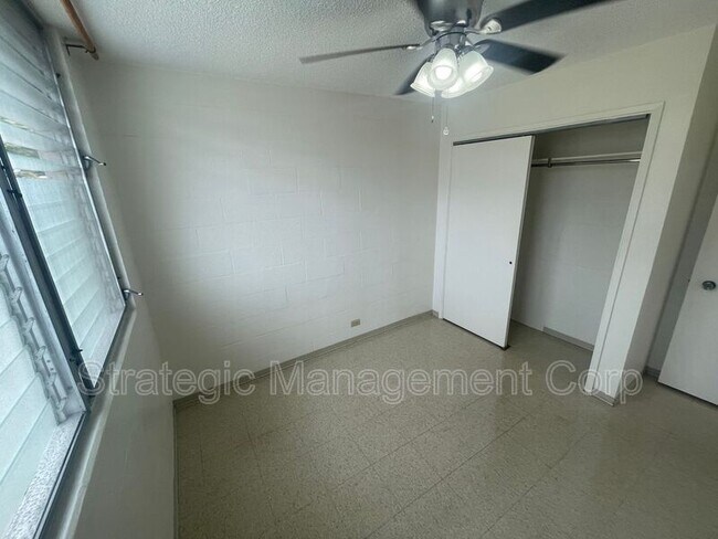 Photo - 1735 Young St Unidad H