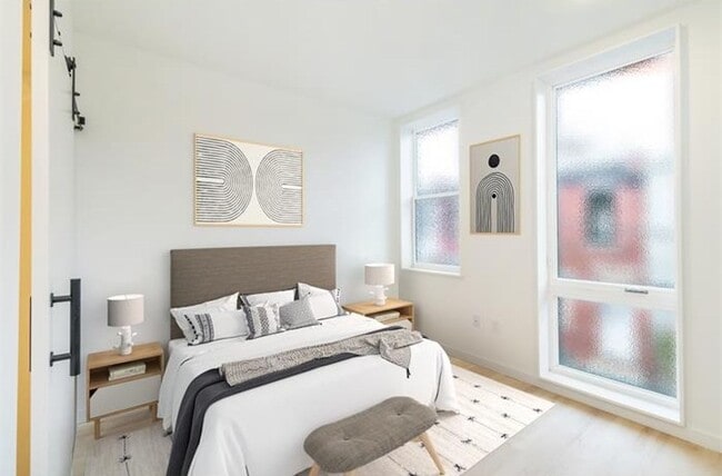 Photo - 2721 N Howard St Unit 2 Bedroom