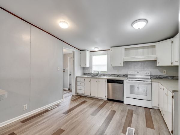 Photo - 25779 Almarie Dr