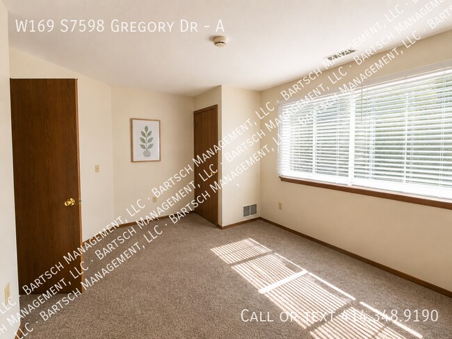 Photo - W169S7598-S7598 Gregory Dr Unit A