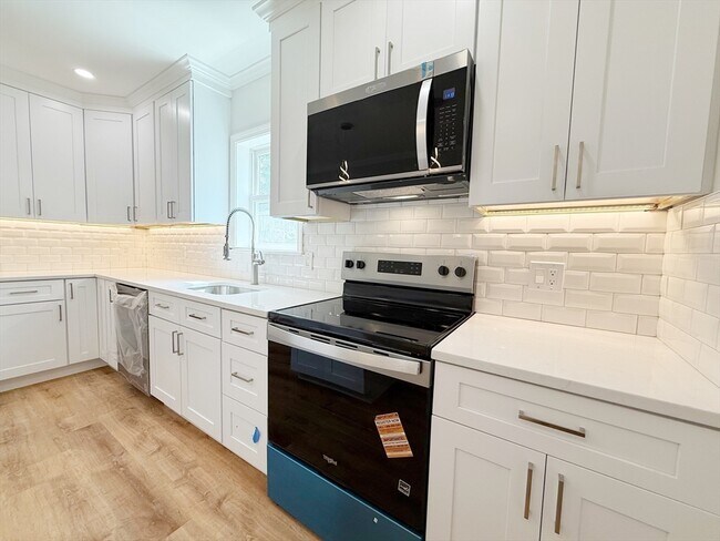 Photo - 47 Walker St Unit 1