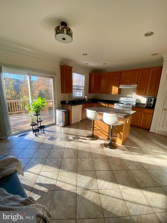 Photo - 108 Davidson St