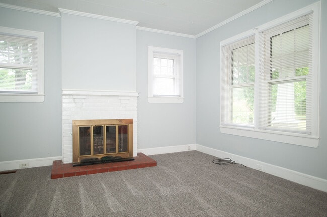 Photo - 2032 Piney Grove-Wilbon Rd