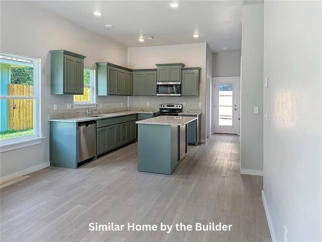 Photo - 2126 NW Carroll Ave