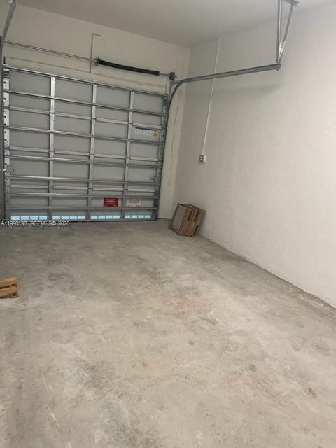 Photo - 16243 SW Florida Ave