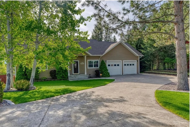 Building Photo - 3b/2.5 House for Rent