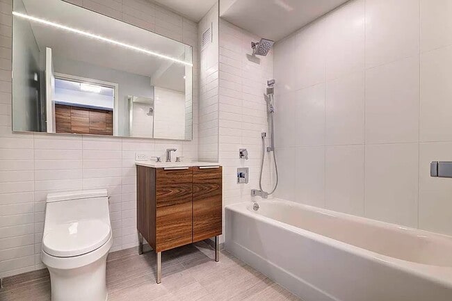 Photo - 171 Suffolk St Unidad 4HH