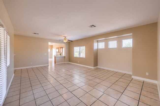 Photo - 10540 Allthorn Ave