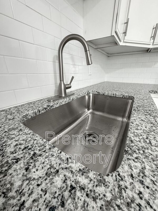 Photo - 1721 S Ellison Way