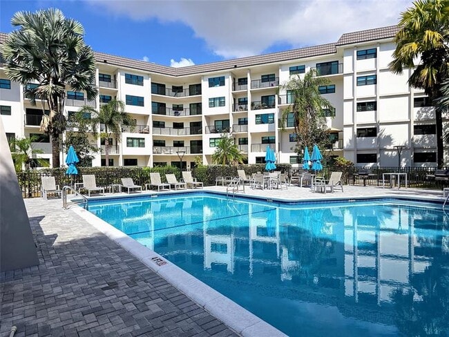 Building Photo - 900 River Reach Dr Unit 517 Rental