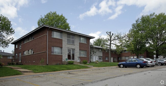 Indian Hills Apartments - Indian Hills Apartments