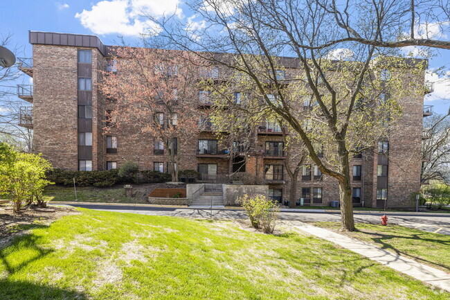 Building Photo - 425 Walnut Creek Rd Unit 1407 Rental