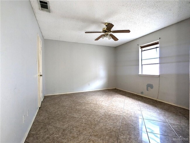 Photo - 9 West Dr Unit 14