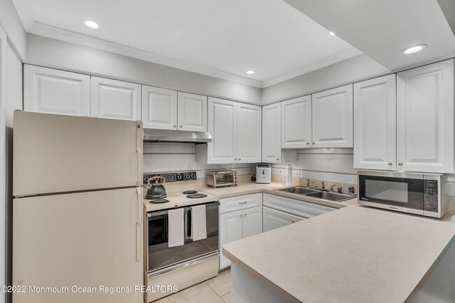 54 Linden Ct