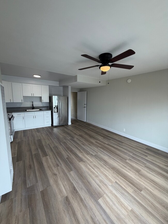Photo - 3820 W 27th St Unidad 116
