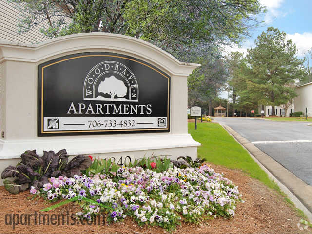 Building Photo - Woodhaven Apartments