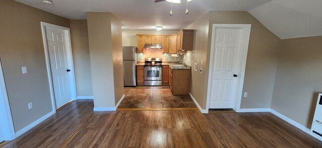 Photo - 391 Putnam Pike Unit D